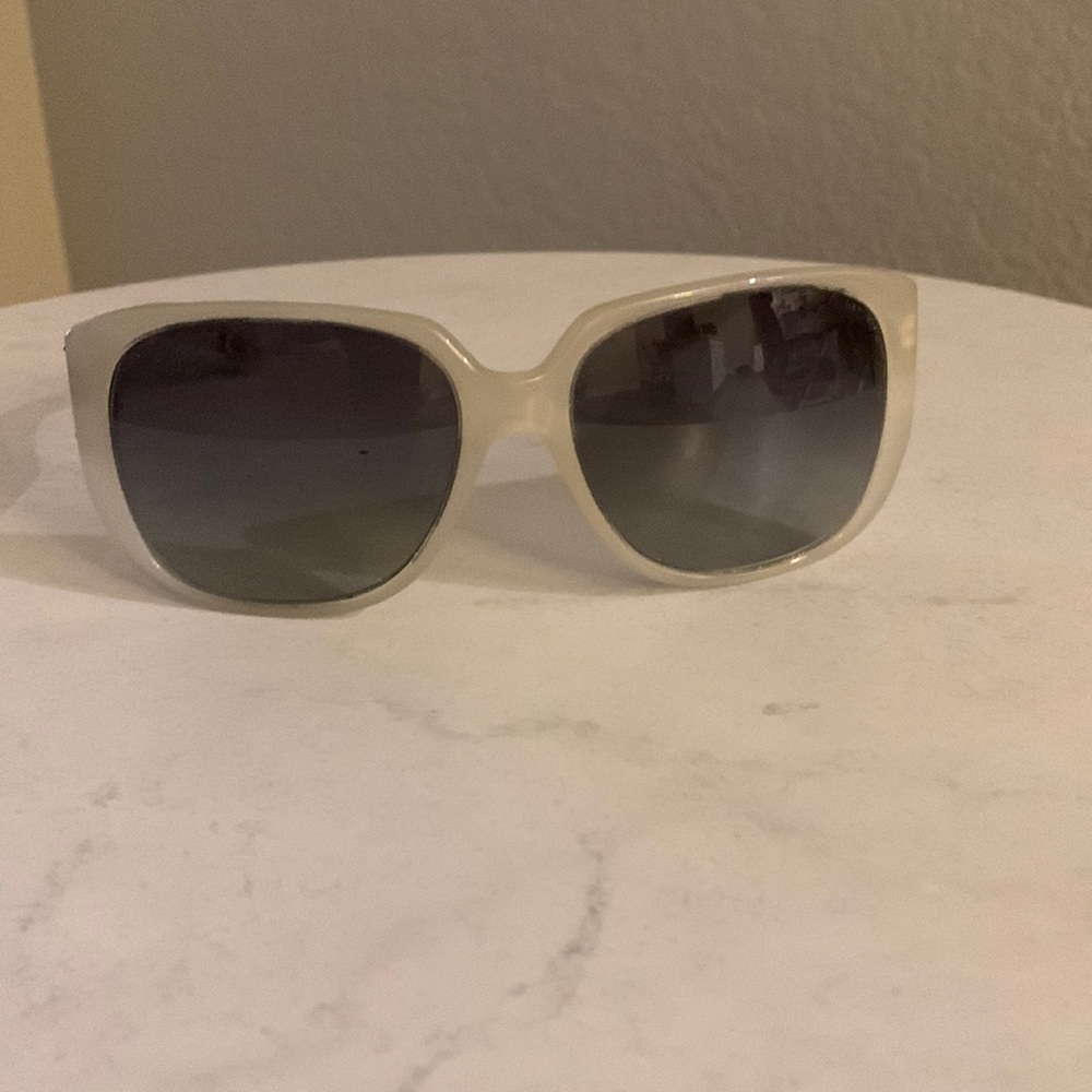 Burberry sunglasses